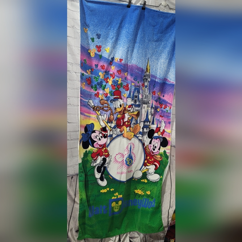 Walt Disney World Beach Towel 20 magical years